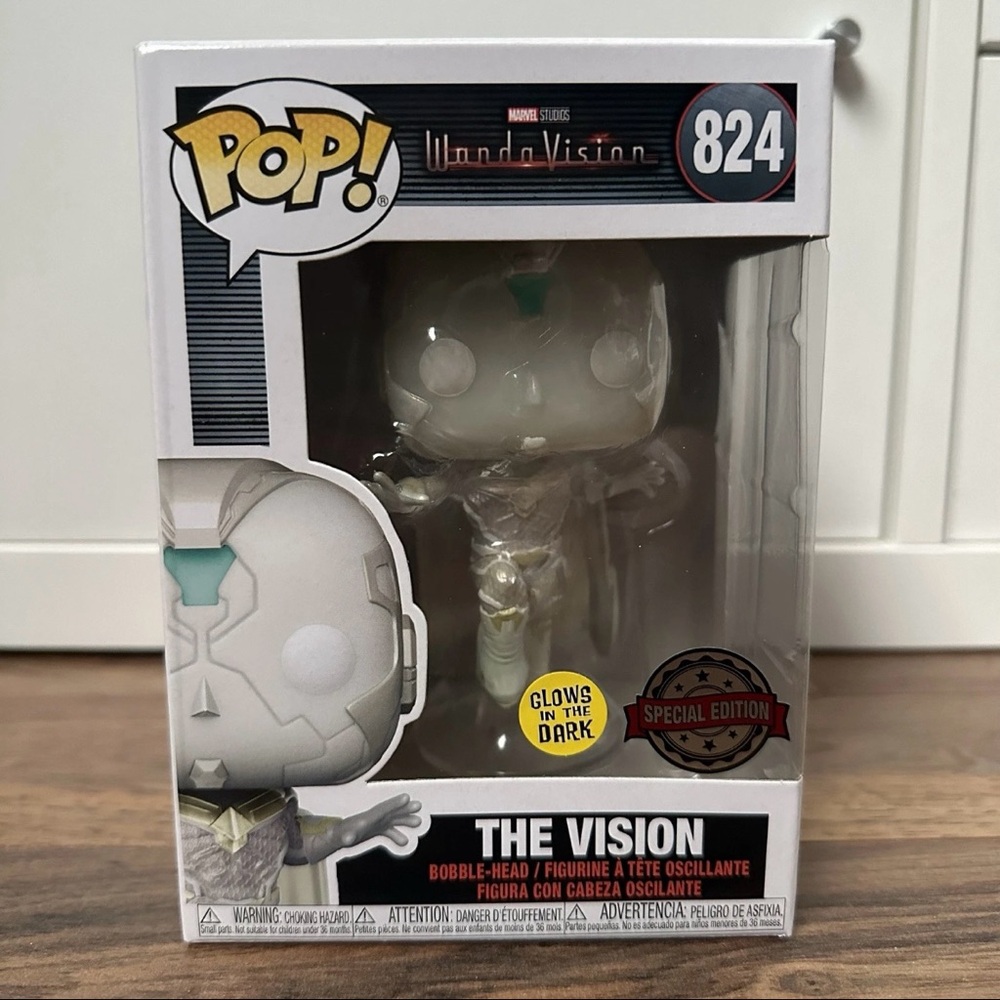 Funko POP! Wandavision The Vision #824 (Glow In The Dark, Special Edition)